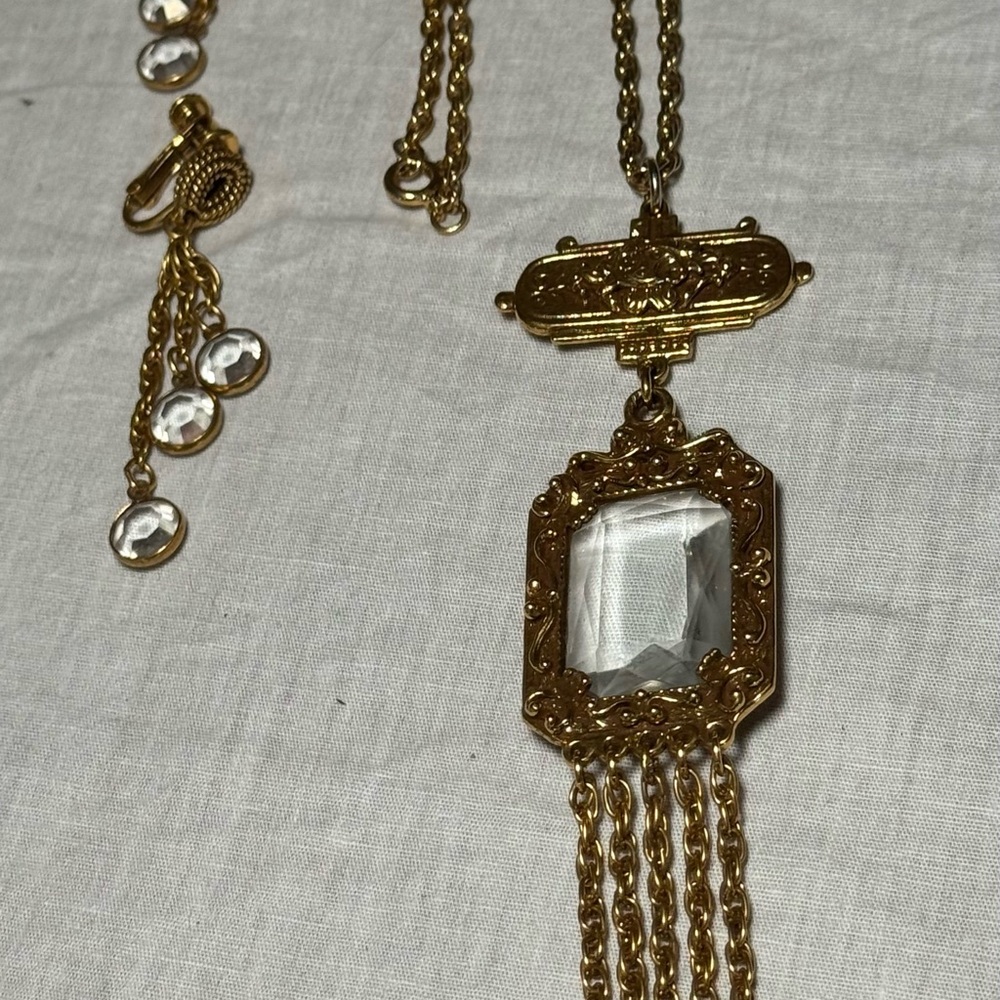 Vintage Goldette Glass Necklace & Earrings – Victorian Elegance - Picture 12 of 14